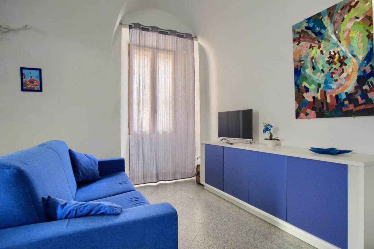 Вілла Casa A 2 Passi Dal Mare Con Patio Privato Імперія Екстер'єр фото